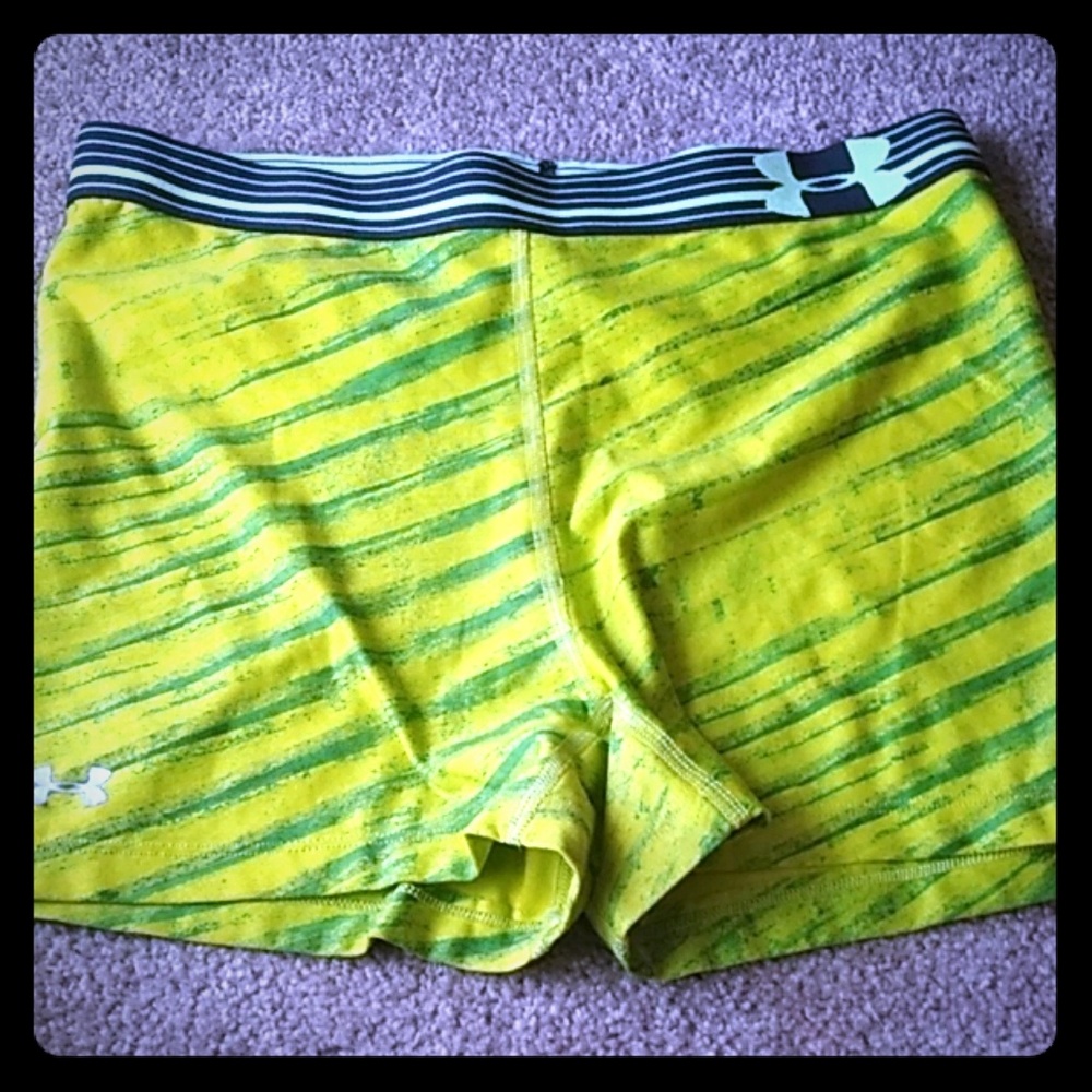 Shorts , spandex